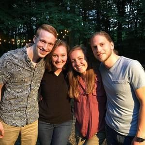 Meet your Posher, Caroline